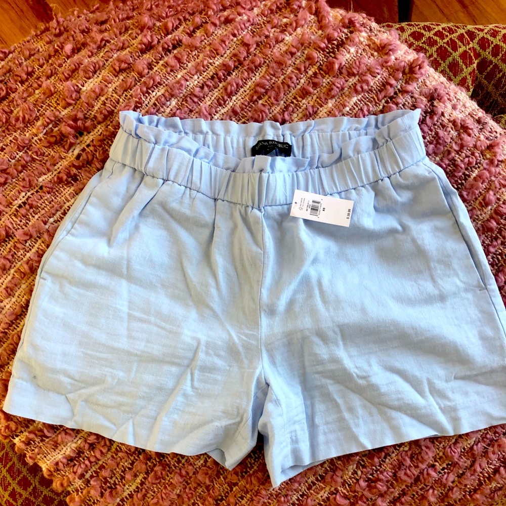 NWT Banana Republic blue cotton shorts, size 4